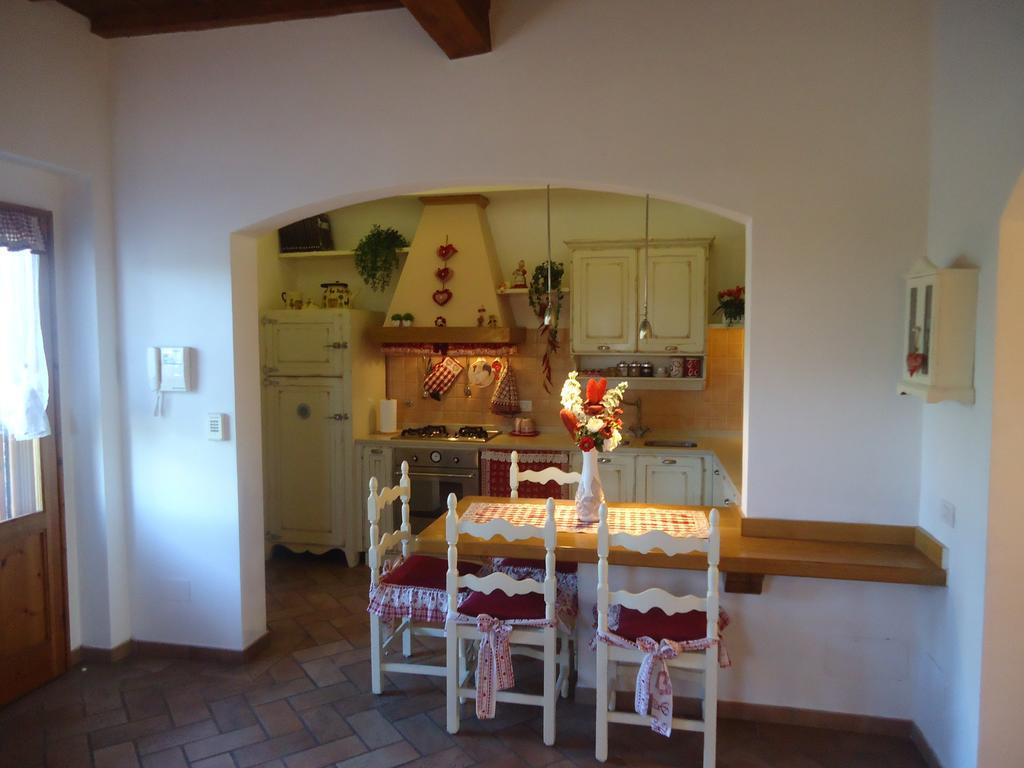 Suite "La Badia" Scandicci Rom bilde